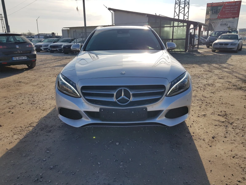 Mercedes-Benz C 220, снимка 2 - Автомобили и джипове - 48631331