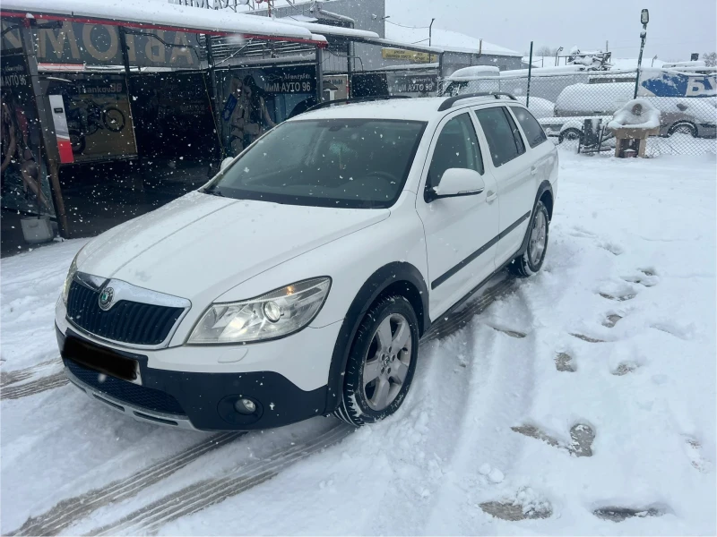 Skoda Octavia Scout 4x4, снимка 8 - Автомобили и джипове - 49536724