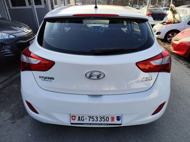 Hyundai I30 1.4 Швейцария , снимка 6 - Автомобили и джипове - 48773695