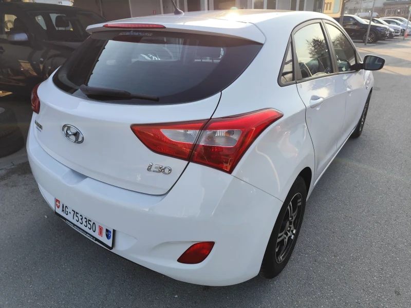 Hyundai I30 1.4 Швейцария , снимка 5 - Автомобили и джипове - 48773695