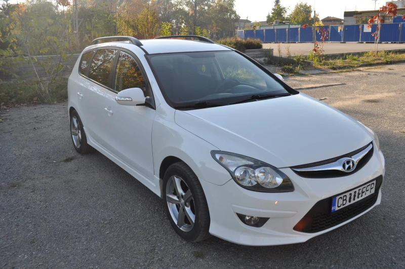 Hyundai I30 1.6, снимка 4 - Автомобили и джипове - 49071271