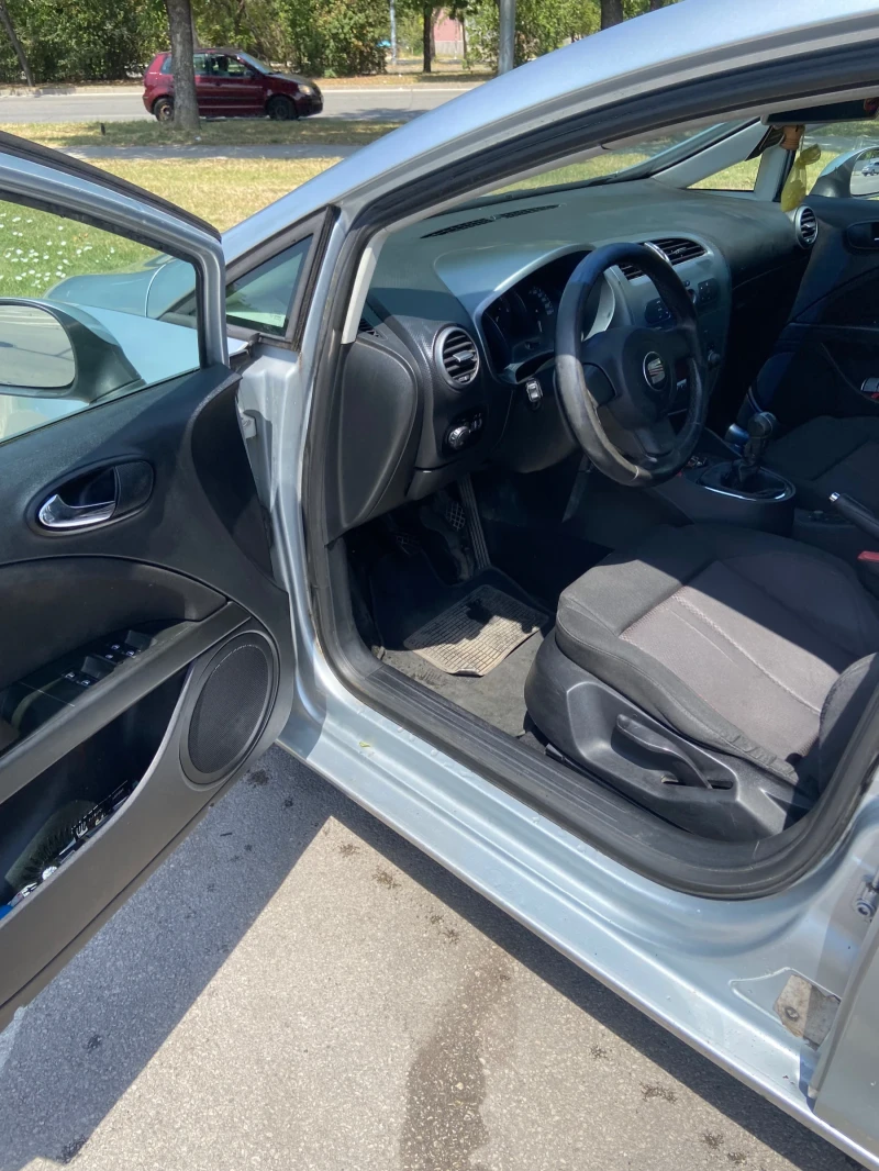 Seat Leon 1.9, снимка 13 - Автомобили и джипове - 51939587