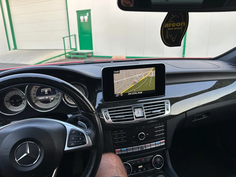 Mercedes-Benz CLS 350 * AMG* 6.3 PACK* ОБДУХВАНЕ* БАРТЕР* ЛИЗИН, снимка 15 - Автомобили и джипове - 52478050
