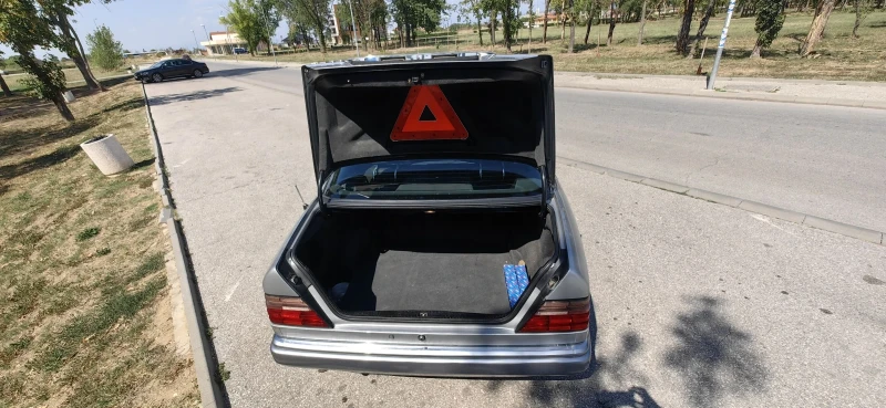 Mercedes-Benz 124 2.0Е, снимка 14 - Автомобили и джипове - 52299674