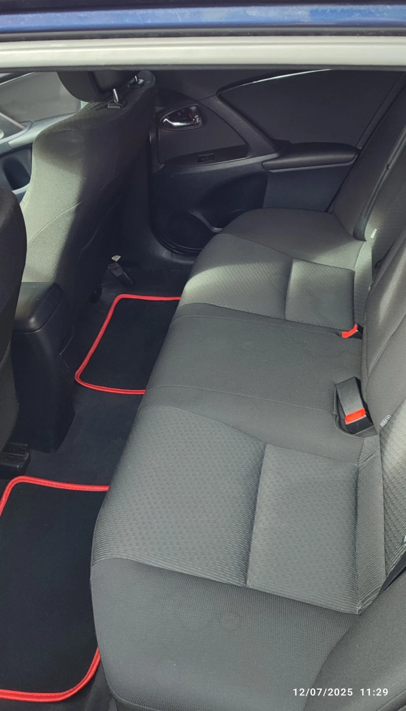 Toyota Avensis, снимка 9 - Автомобили и джипове - 52712248