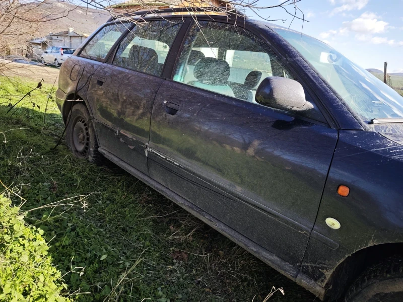 Audi A4, снимка 3 - Автомобили и джипове - 52943324