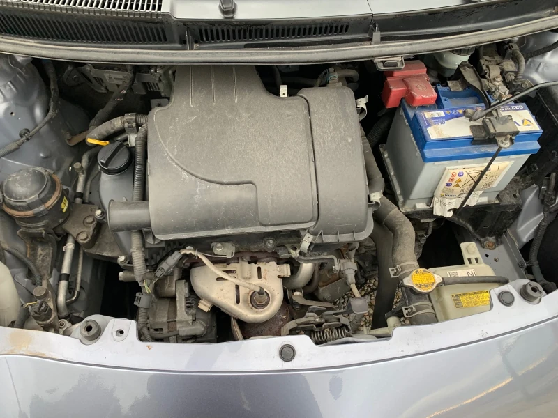 Toyota Yaris 1.0benzi/feslif, снимка 12 - Автомобили и джипове - 53507774