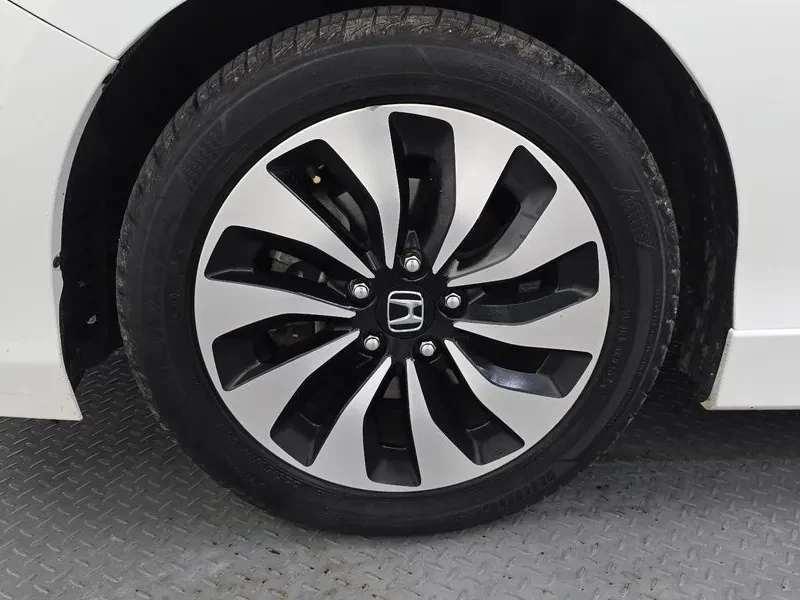 Honda Accord 2.0 Hybrid 9Th Generation, снимка 9 - Автомобили и джипове - 55920865