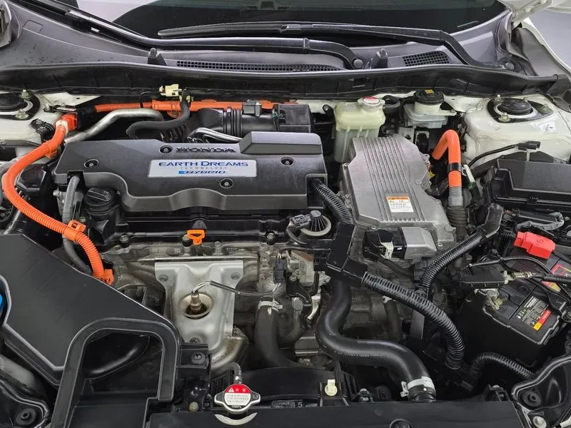 Honda Accord 2.0 Hybrid 9Th Generation, снимка 11 - Автомобили и джипове - 55920865