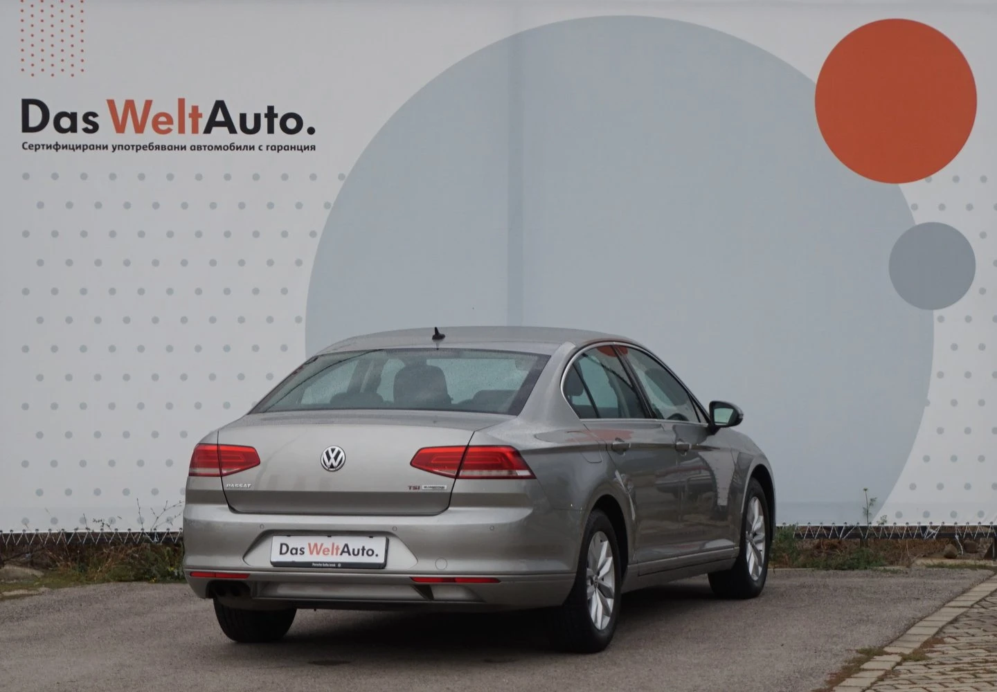 VW Passat Comfortline 1.8TSI BMT - изображение 3