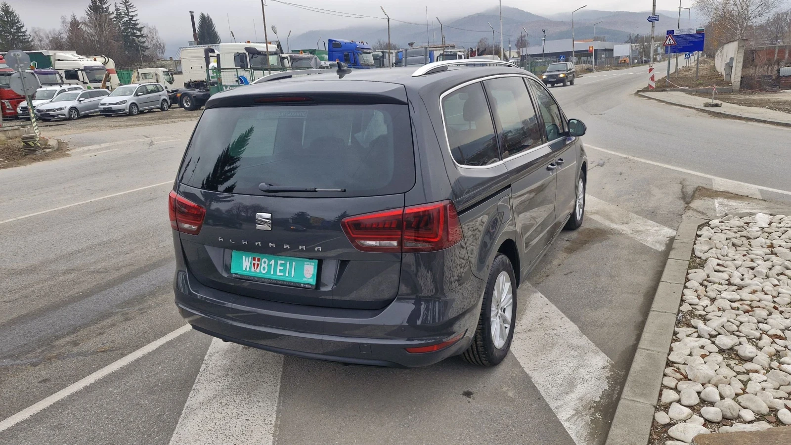 Seat Alhambra 2.0 TDI - изображение 6