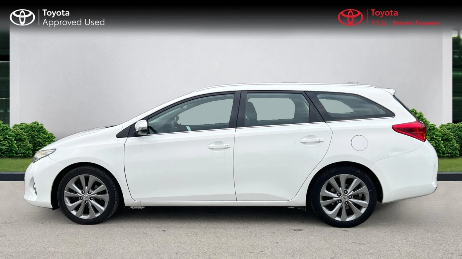 Toyota Auris 1.8H Touring Sports Luna - изображение 8