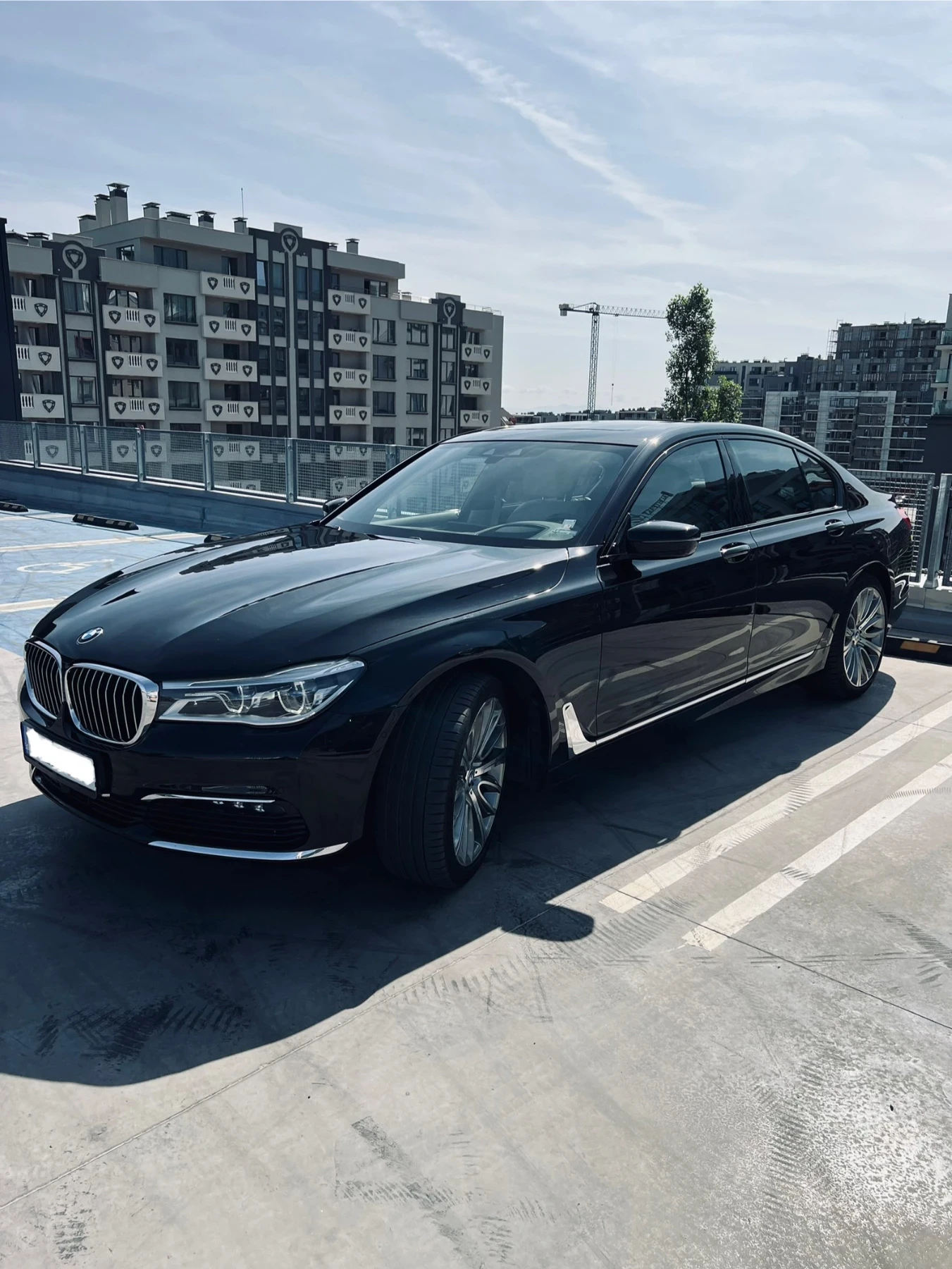BMW 730 d Xdrive - изображение 2