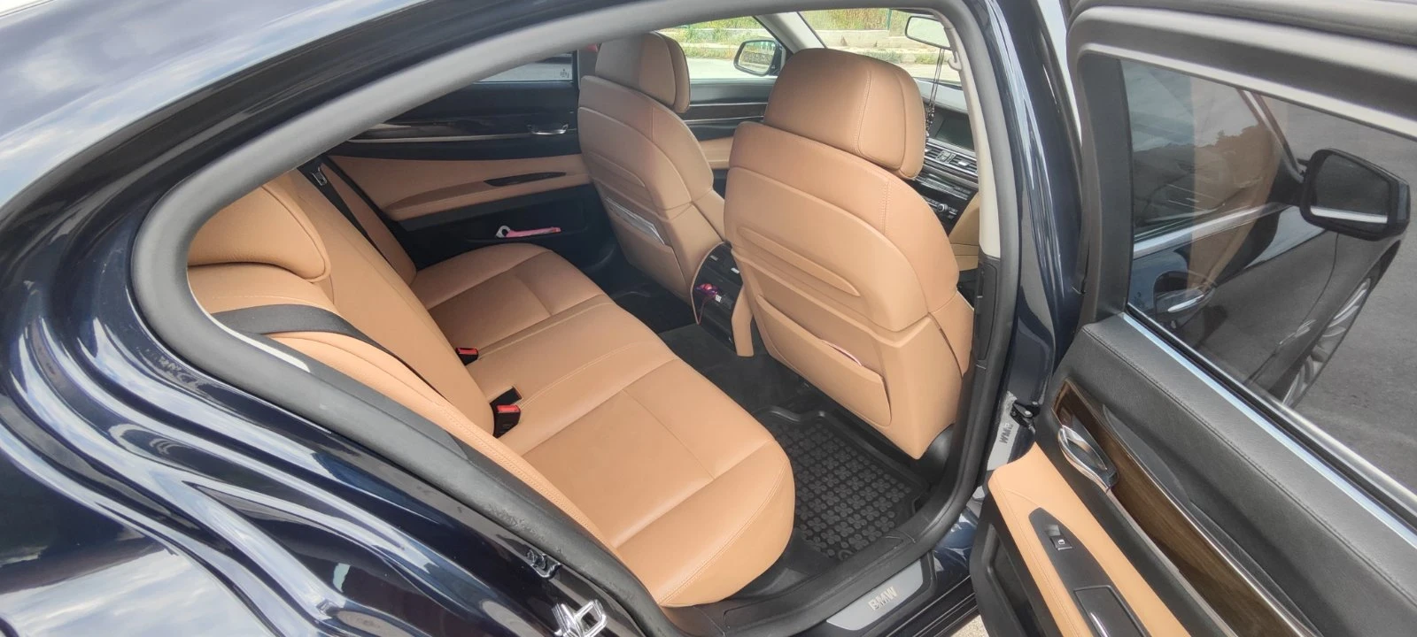 BMW 750 750i - изображение 10