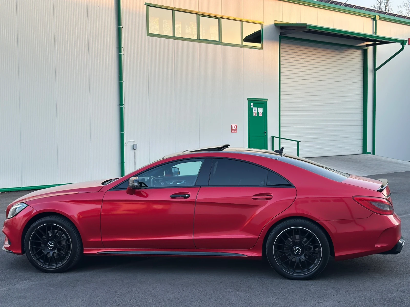 Mercedes-Benz CLS 350 * AMG* 6.3 PACK* ОБДУХВАНЕ* ТОП ТОП* БАРТЕР* ЛИЗИН - изображение 4