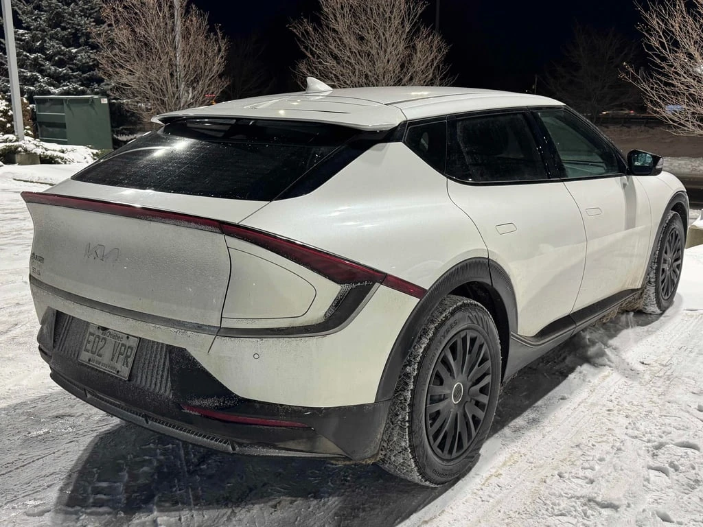 Kia EV6 * Land AWD * CARFAX * ��� ������������ ������ | Mobile.bg � ����������� 9