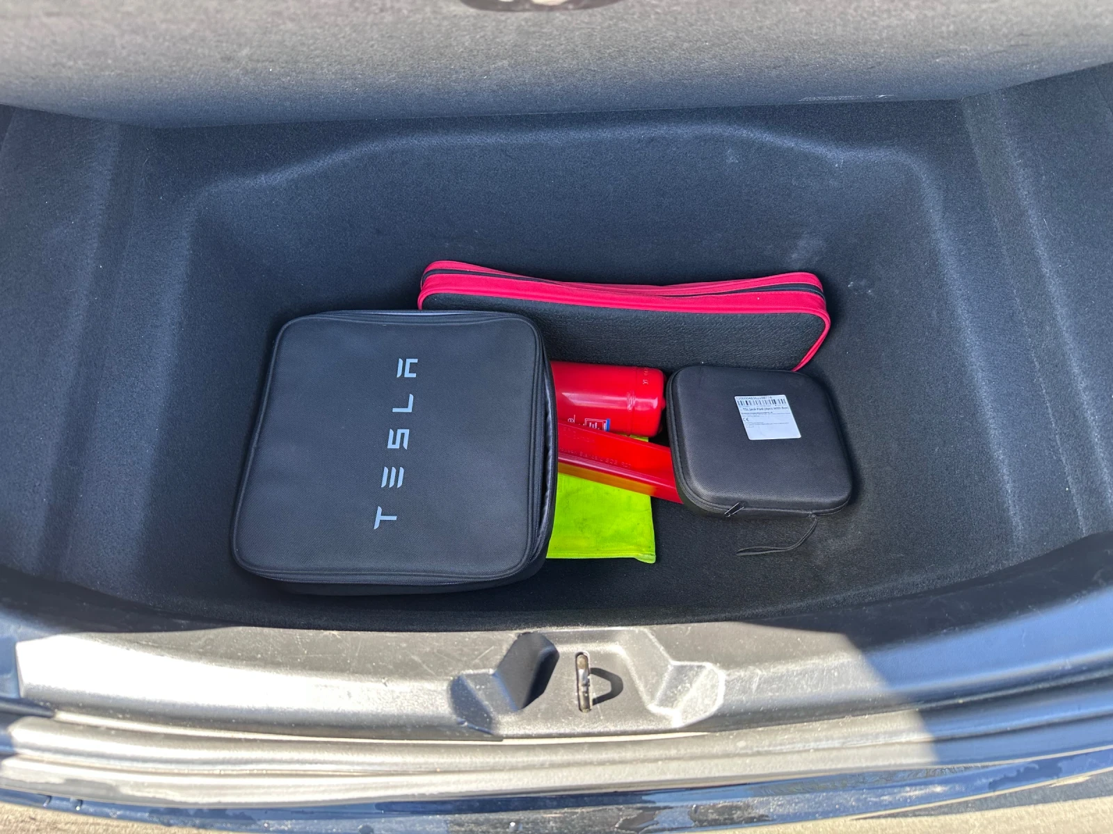 Tesla Model 3 Long Range Dual Motor 513кс, снимка 8 - Автомобили и джипове - 54103732