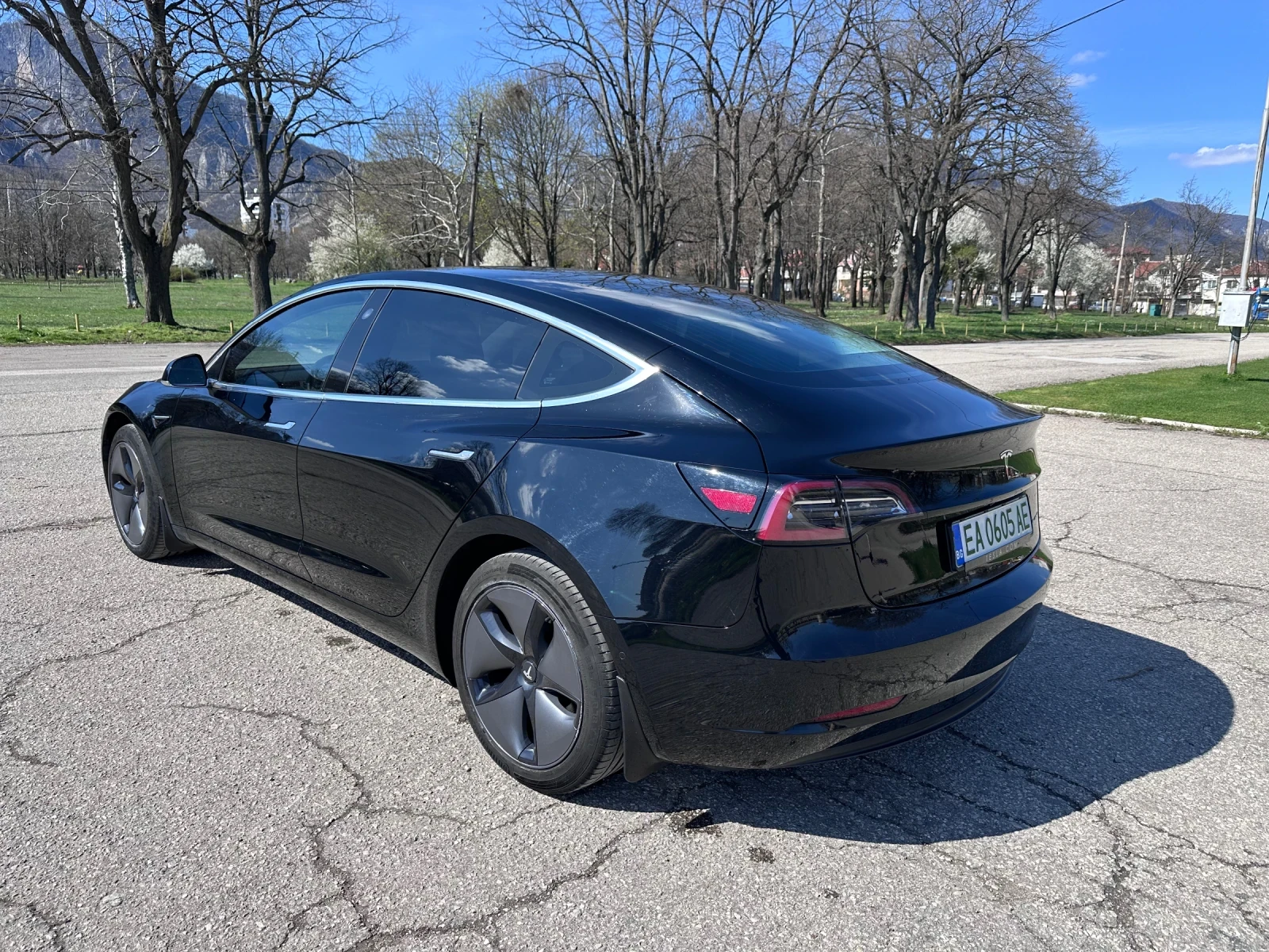 Tesla Model 3 Long Range Dual Motor 513кс, снимка 3 - Автомобили и джипове - 54103732