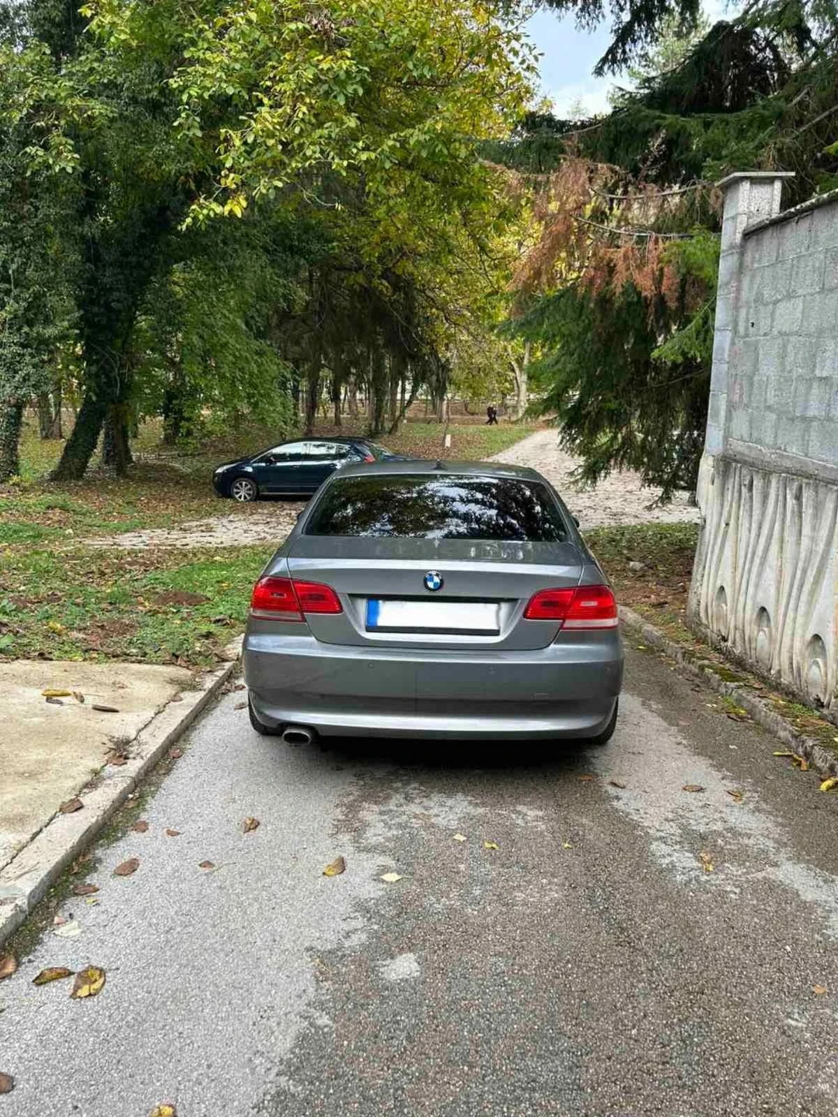 BMW 320 Automatic / CIC Navi, снимка 6 - Автомобили и джипове - 54162067