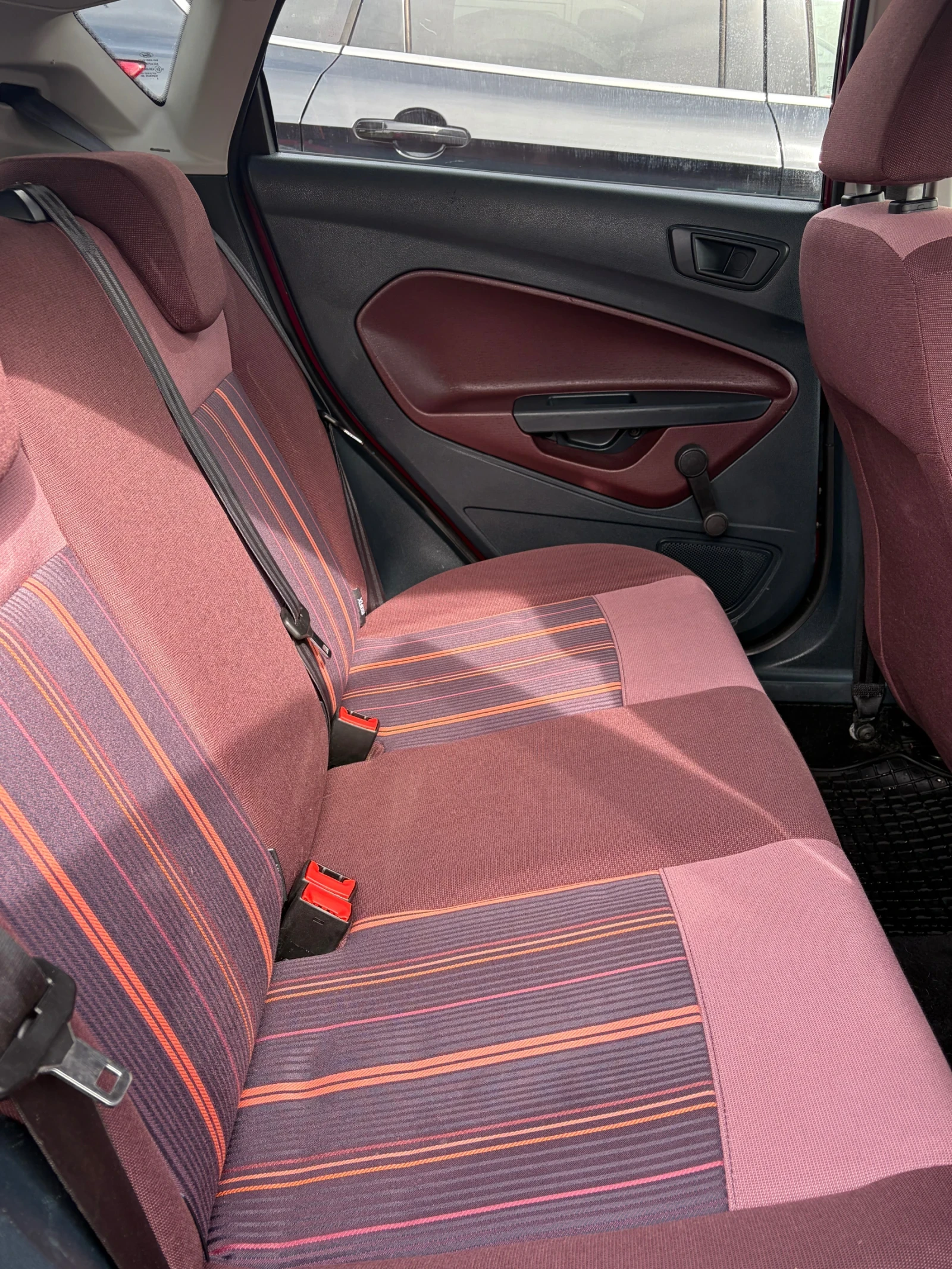 Ford Fiesta, снимка 5 - Автомобили и джипове - 54181436