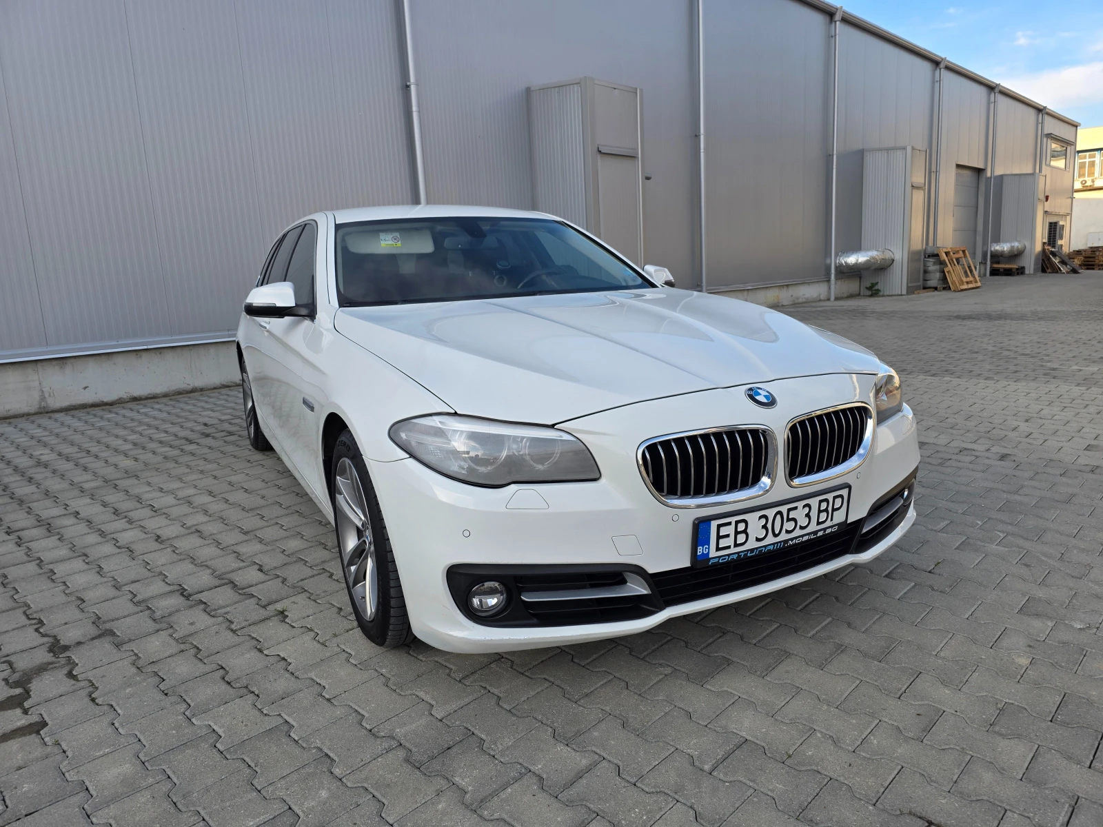 BMW 530 Xdrive, M Interior, снимка 4 - Автомобили и джипове - 54496240