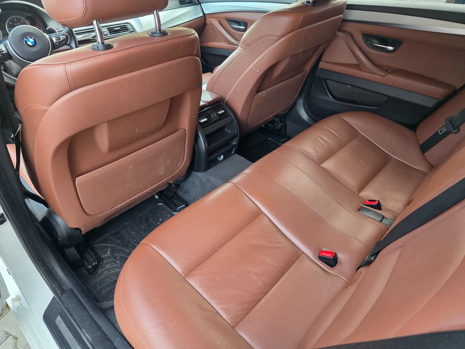 BMW 530 Xdrive, M Interior, снимка 15 - Автомобили и джипове - 54496240
