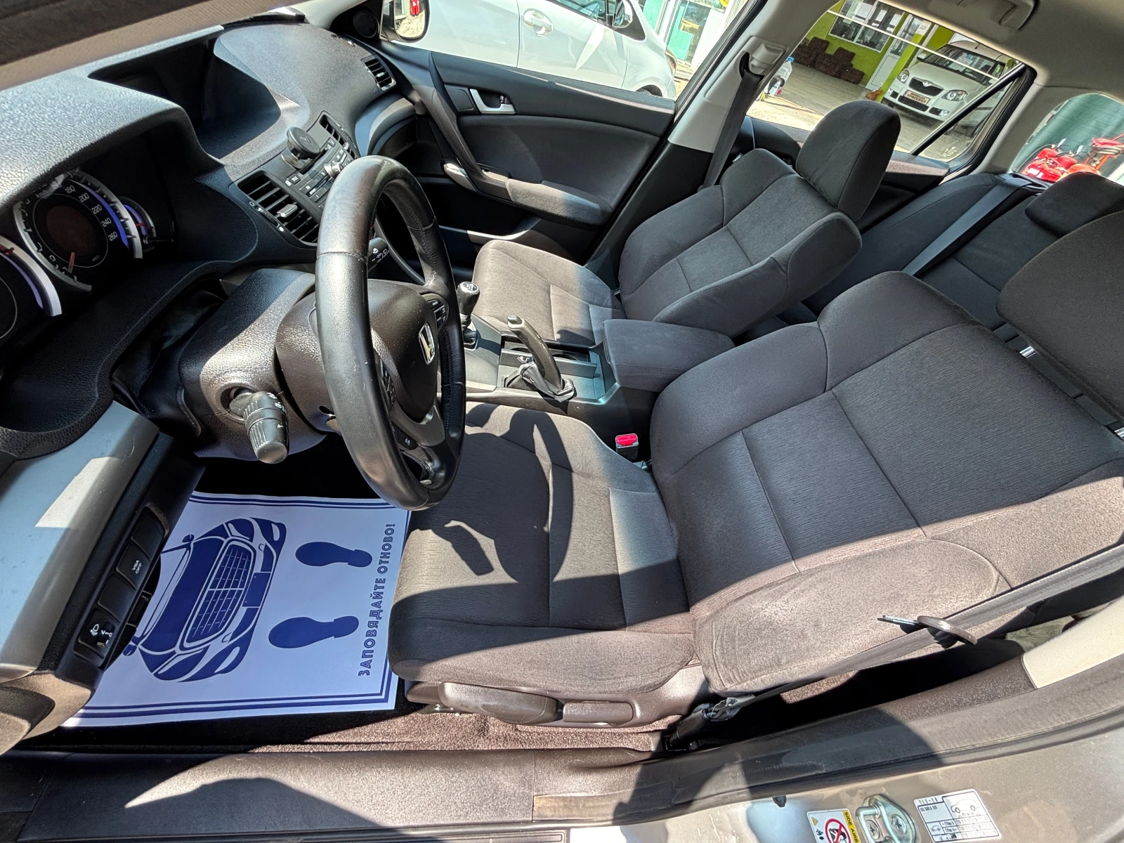 Honda Accord 2.0 БЕНЗИН, снимка 8 - Автомобили и джипове - 54779413