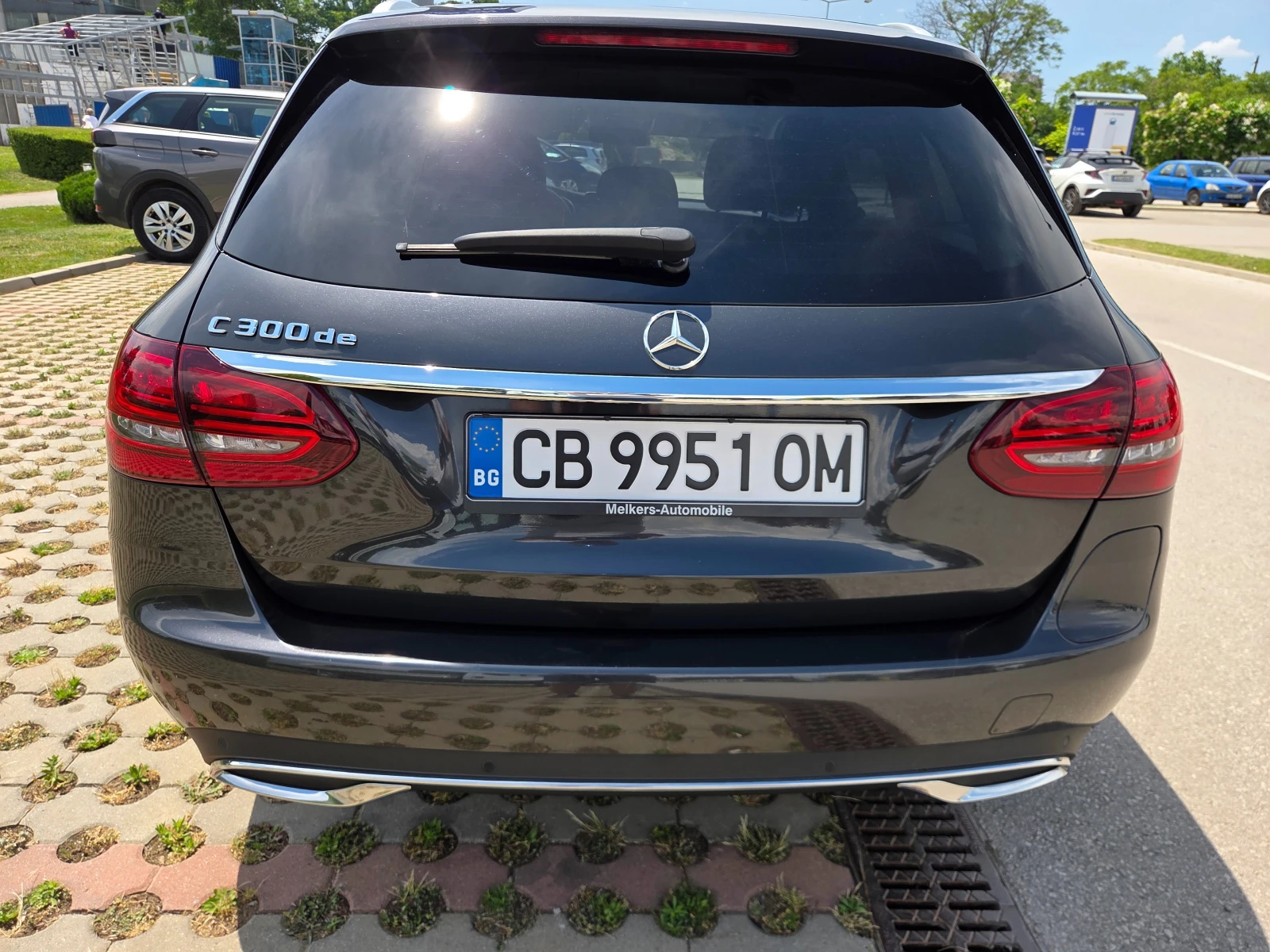 Mercedes-Benz C 300 Plug-in hybrid 4matic, снимка 4 - Автомобили и джипове - 54878042