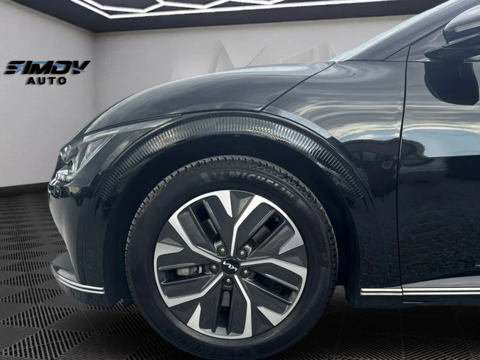 Kia EV6 77.4KWH ТЕРМО-ПОМПА ДИСТРОНИК ПАНОРАМА ОБДУХВАНЕ, снимка 16 - Автомобили и джипове - 55178399