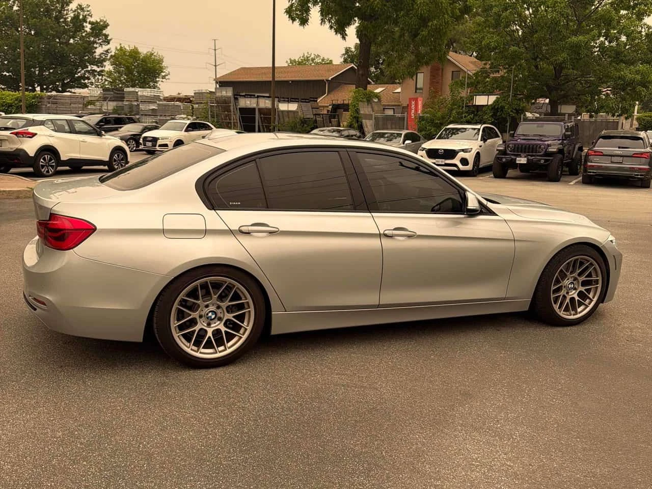 BMW 330 | АВТОКРЕДИТ БЕЗ ПЪРВОНАЧАЛНА ВНОСКА | , снимка 3 - Автомобили и джипове - 55318829