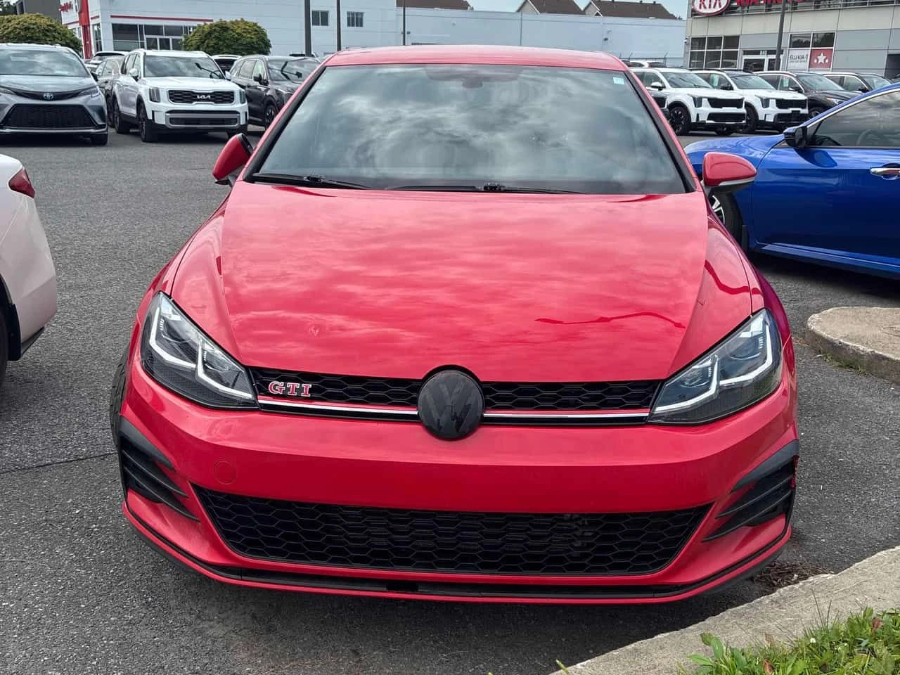 VW Golf * Ръчка * CARFAX * ОПЦИЯ ЗА ФИНАНСИРАНЕ, снимка 6 - Автомобили и джипове - 55614307