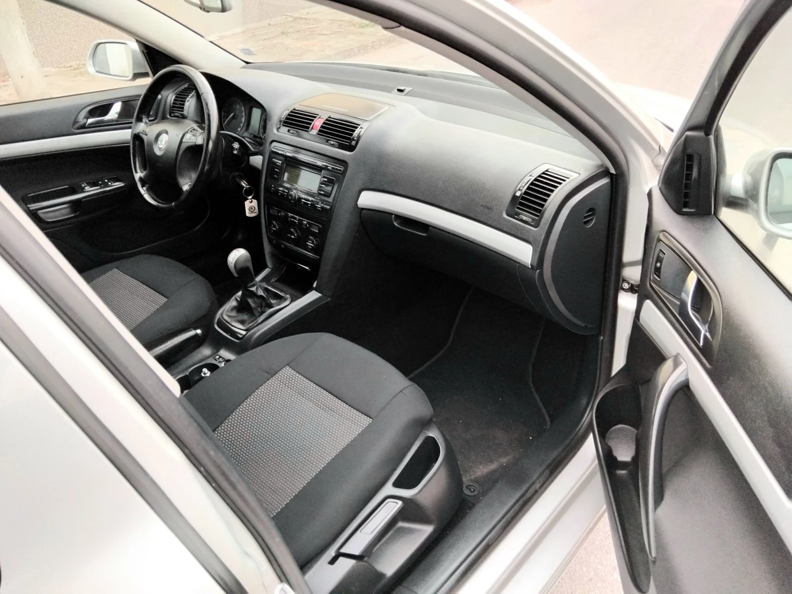 Skoda Octavia 2.0FS.150k.4+ 4./ ГАЗ ИНЖЕКЦИОН .6ск, снимка 15 - Автомобили и джипове - 55792253