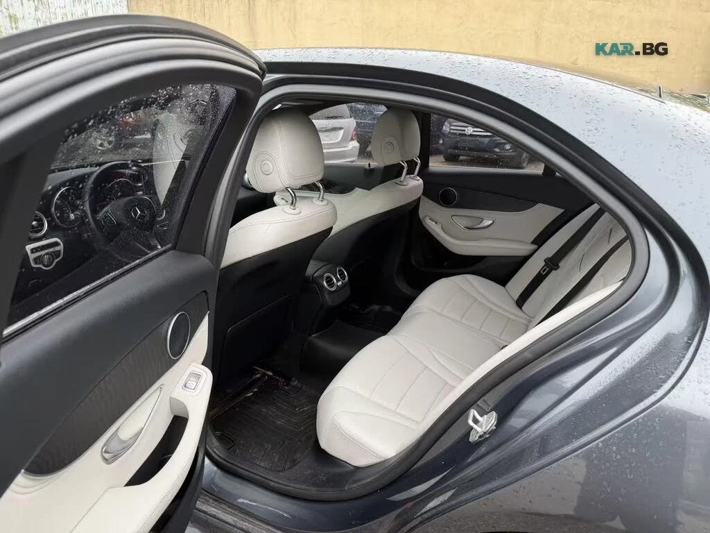 Mercedes-Benz C 300 4MATIC AMG Line* ПОДГРЕВ* КАМЕРА* ПАНОРАМА* ПАМЕТ*, снимка 11 - Автомобили и джипове - 55965208
