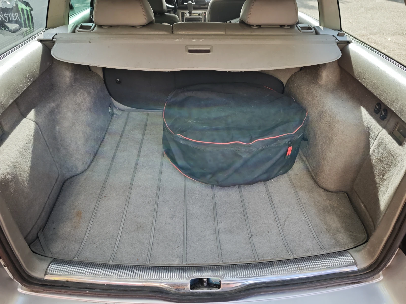 VW Passat 1.8 turbo, снимка 15 - Автомобили и джипове - 56182460