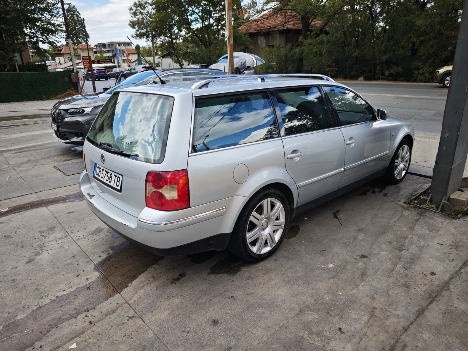 VW Passat 1.8 turbo, снимка 6 - Автомобили и джипове - 56182460