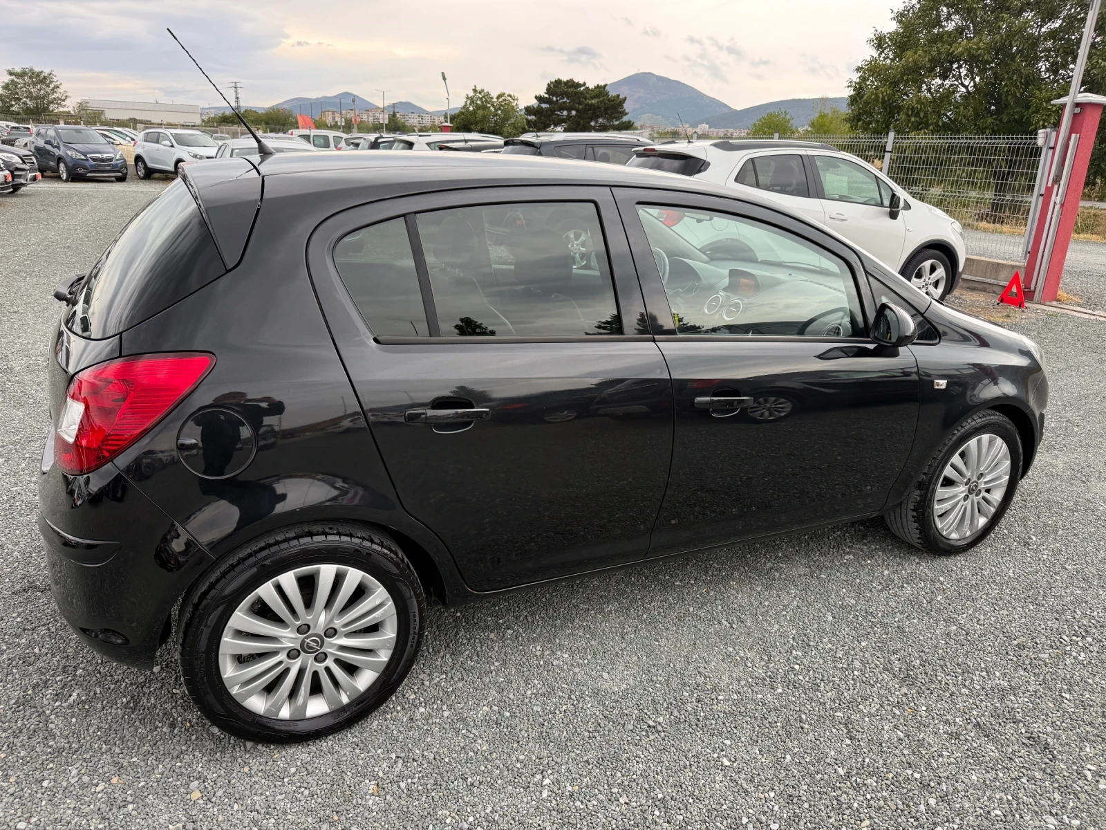 Opel Corsa (KATO НОВА)^(АГУ), снимка 5 - Автомобили и джипове - 56223834