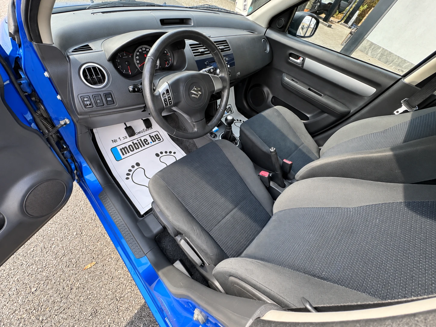 Suzuki Swift 1.3DDIS (������ ������, �������� �������, 2 �����) | Mobile.bg � ����������� 7