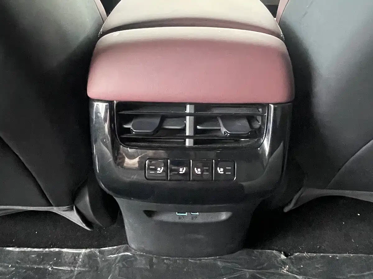 BYD Seal DM-i 2026 DM-i 1.5T 230km Flagship | Mobile.bg � ����������� 16