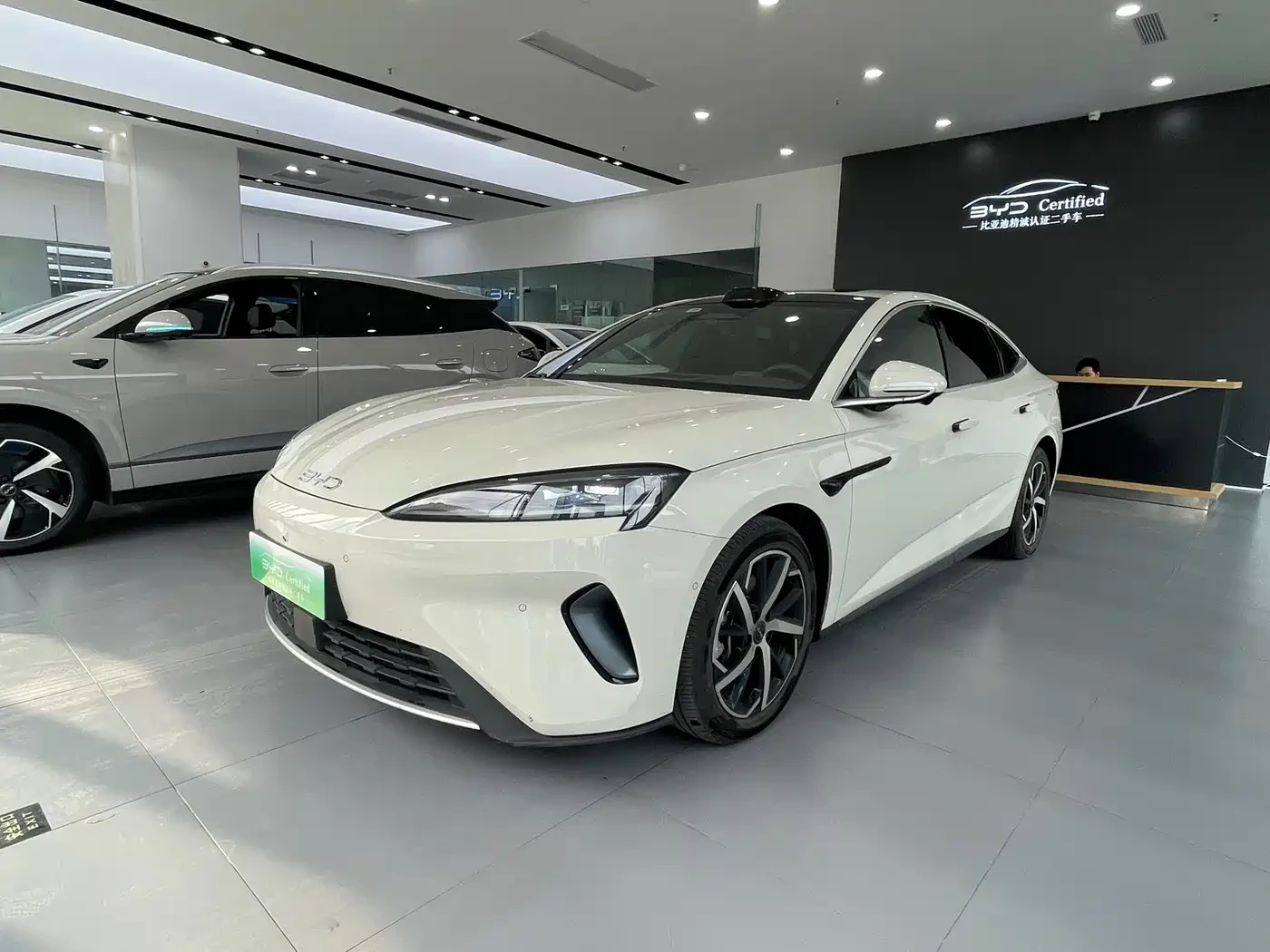 BYD Seal DM-i 2026 DM-i 1.5T 230km Flagship