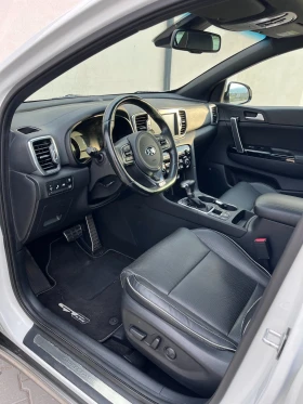 Kia Sportage  2.0 CRDI GT Line 185�� 4�4 /����. ����. �������  | Mobile.bg � ����� ������ 8