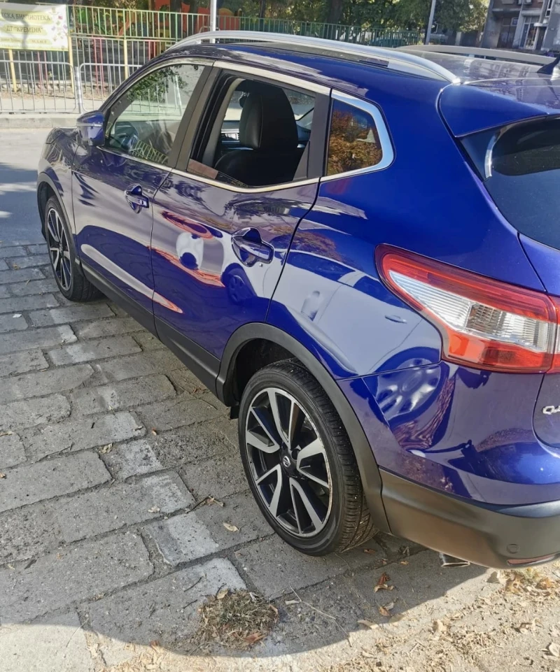 Nissan Qashqai 1.2 Перфектна!Панорама!start/stop!кожа, снимка 13 - Автомобили и джипове - 48374131