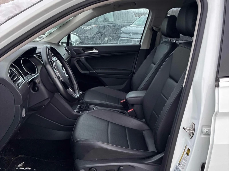 VW Tiguan * Comfortline * CARFAX * БЕЗ ПЪРВОНАЧАЛНА ВНОСКА, снимка 12 - Автомобили и джипове - 53038597