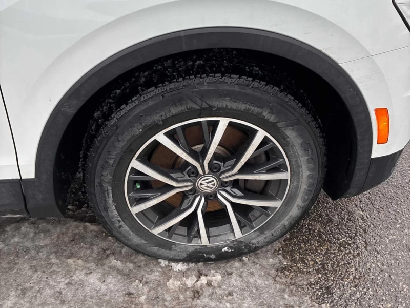 VW Tiguan * Comfortline * CARFAX * БЕЗ ПЪРВОНАЧАЛНА ВНОСКА, снимка 7 - Автомобили и джипове - 53038597