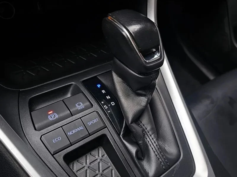 Toyota Rav4 2.5 2WD, снимка 9 - Автомобили и джипове - 54763570
