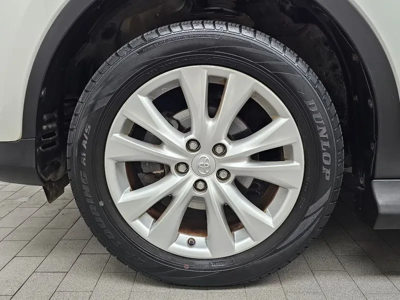 Toyota Rav4 2.5 4WD, снимка 5 - Автомобили и джипове - 55559633
