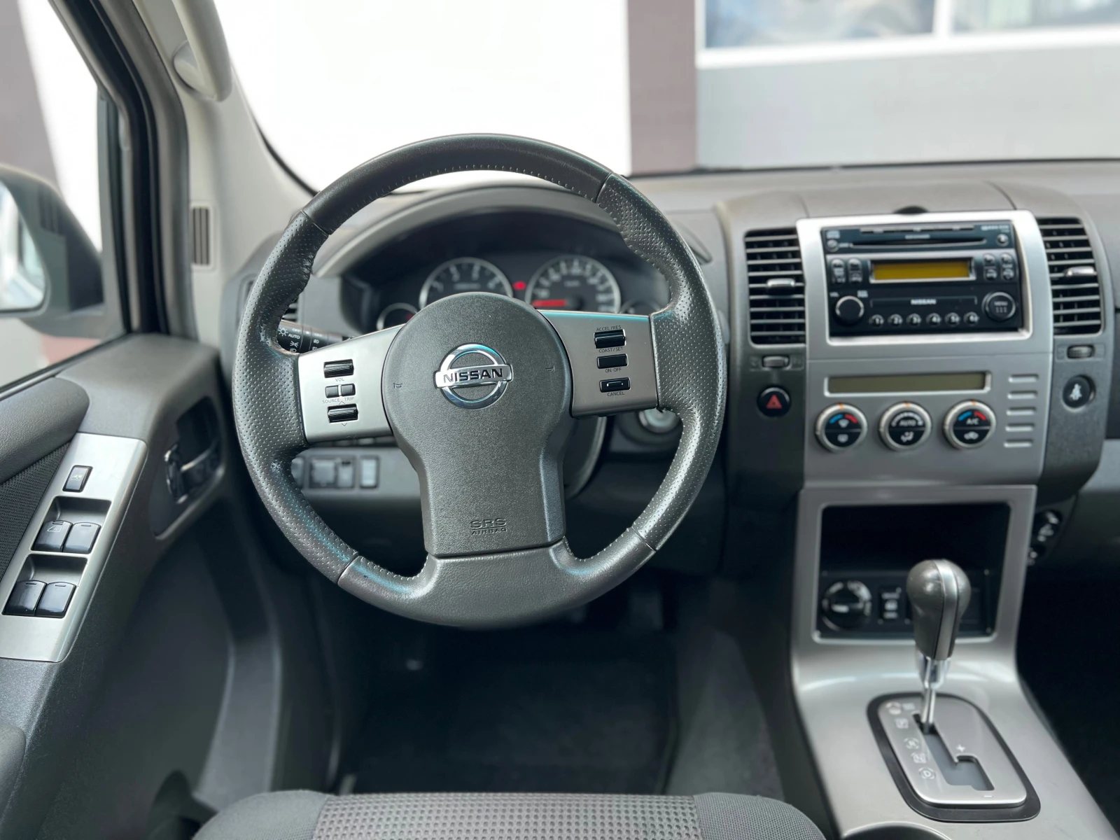 Nissan Pathfinder 2.5DCI/174ks/Автоматик/4X4/7MECTA (6+ 1) - изображение 4