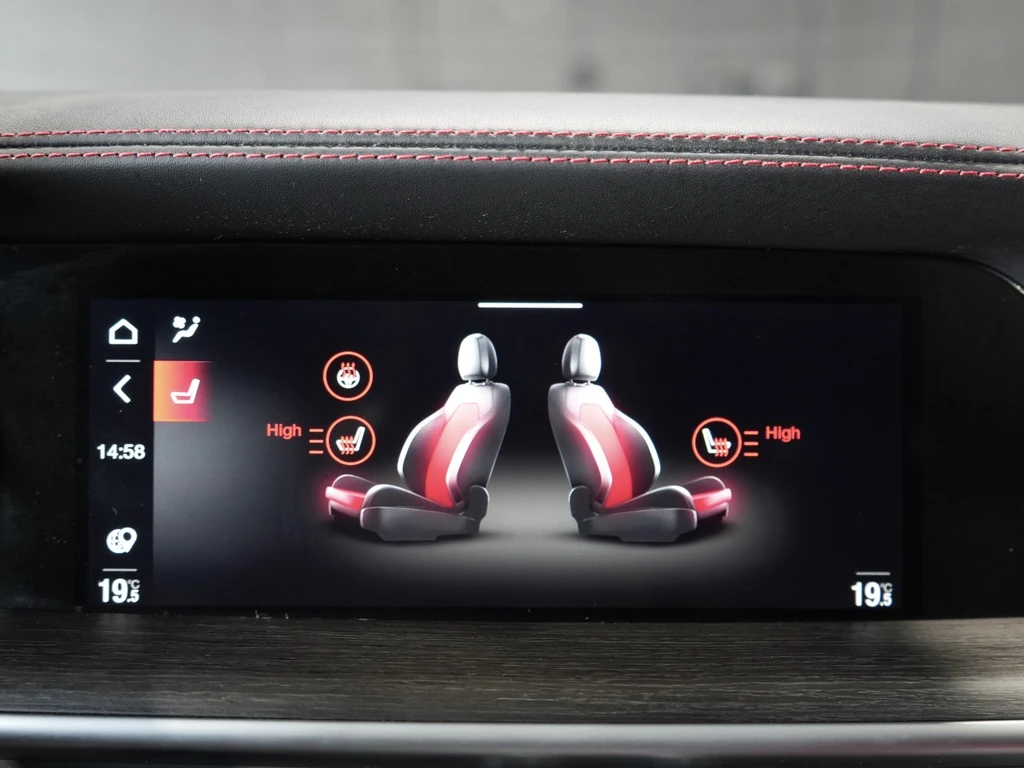 Alfa Romeo Stelvio Ti / 2.0 AWD / Harman-Kardon - изображение 9