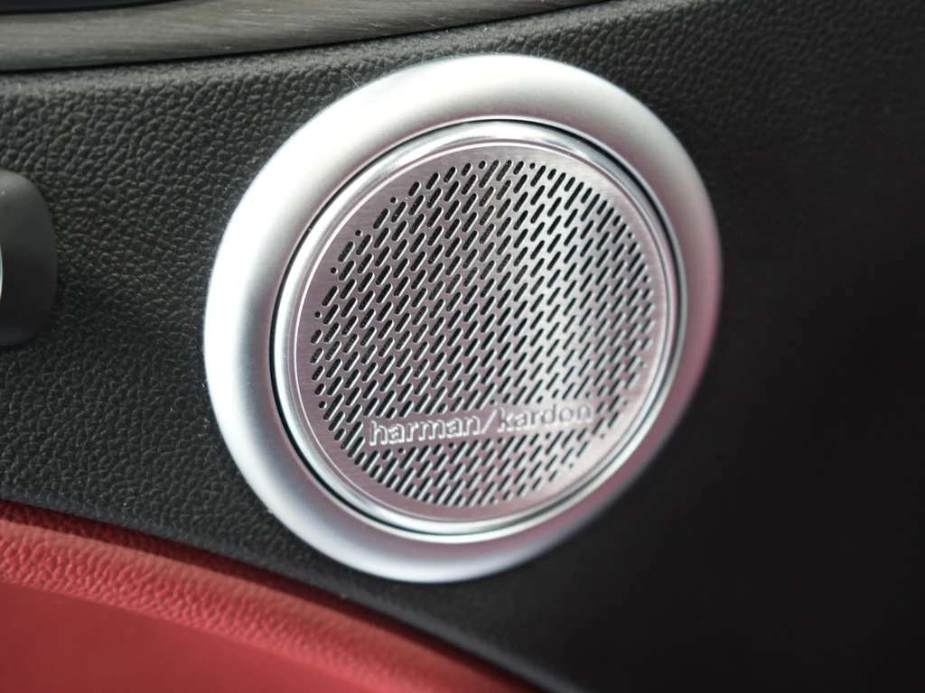 Alfa Romeo Stelvio Ti / 2.0 AWD / Harman-Kardon - изображение 6