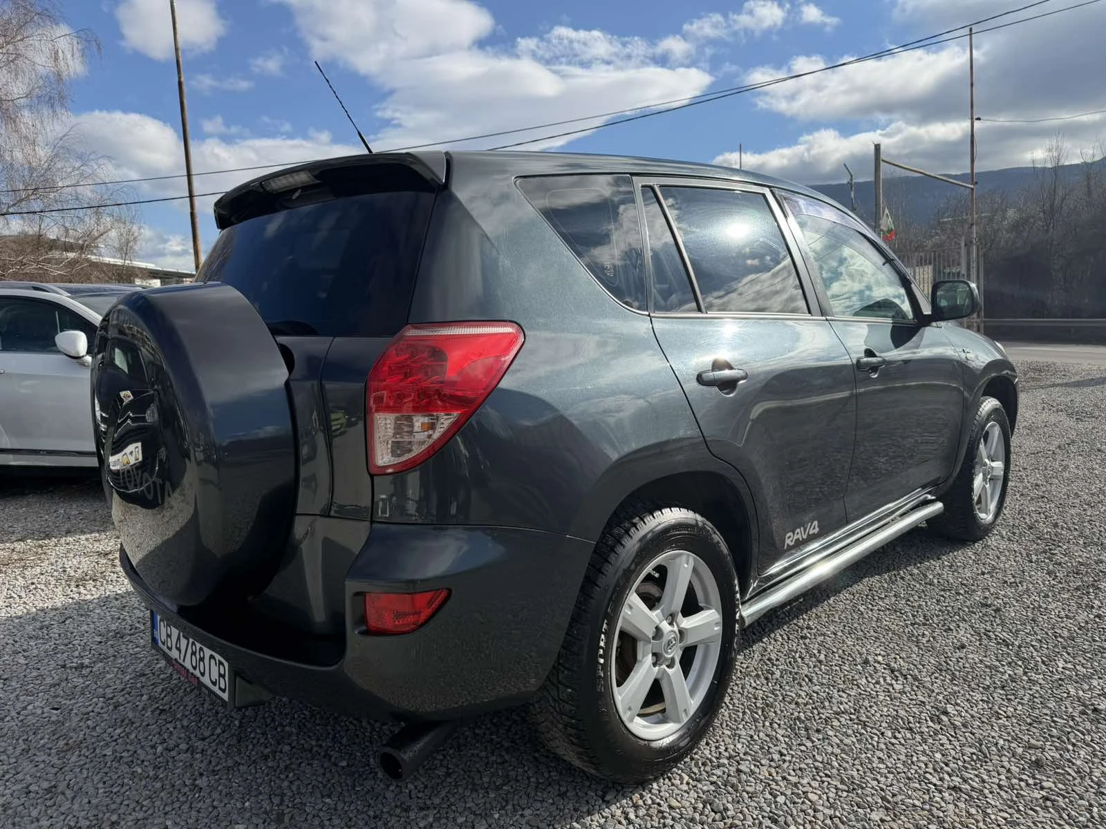 Toyota Rav4 2.2 D-4D/4x4, снимка 4 - Автомобили и джипове - 53868012