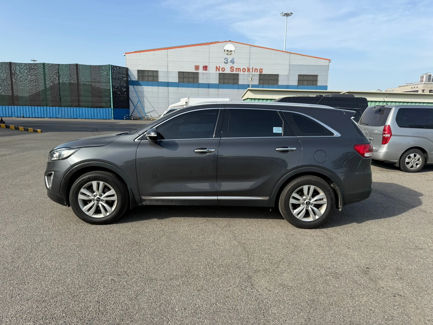 Kia Sorento 2.2CRDI-4WD-ОЧАКВАН ВНОС!, снимка 9 - Автомобили и джипове - 54340526